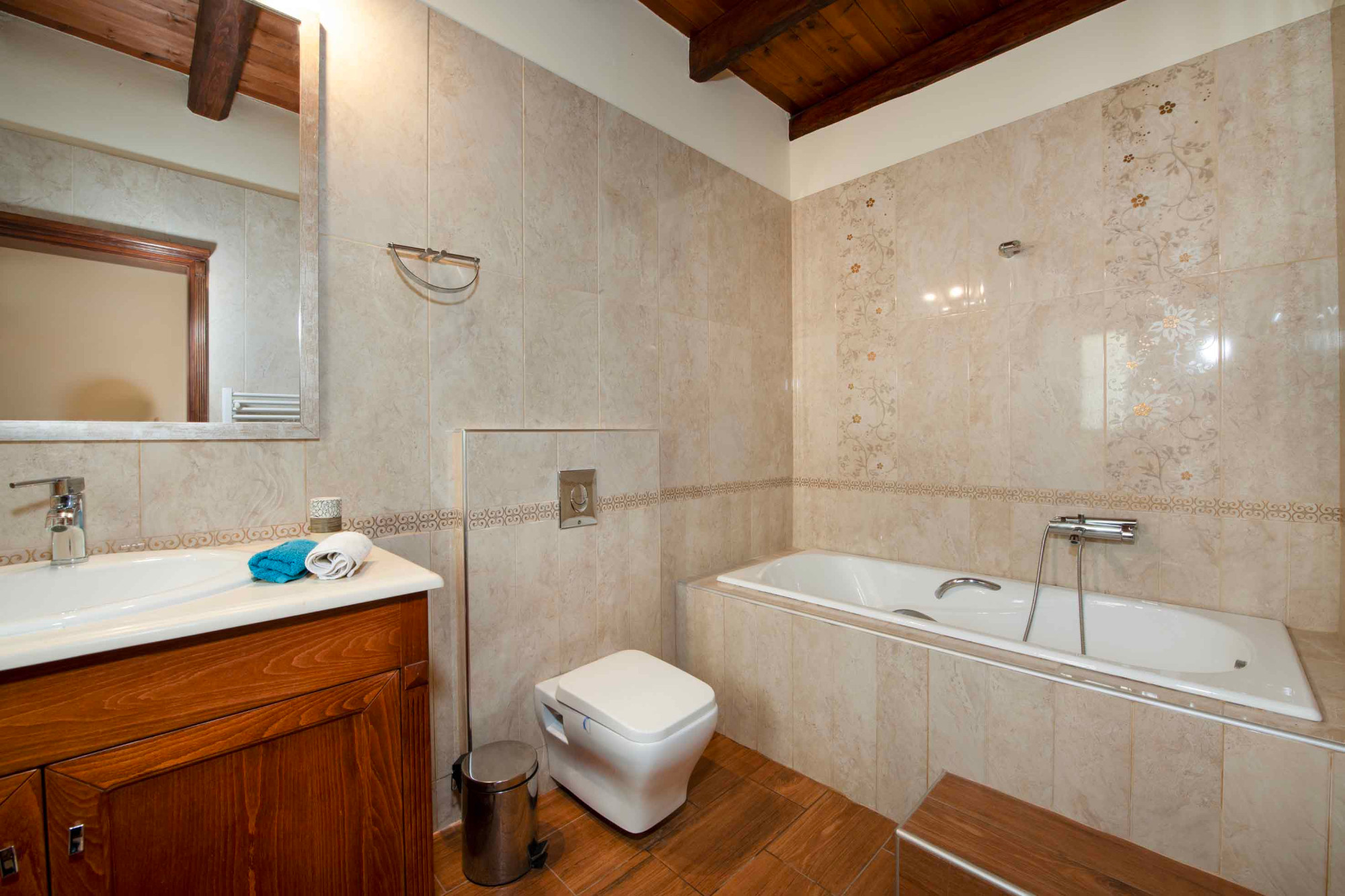 Geroulios Kastro Villa Complex Geroulios Kastro Villa Complex